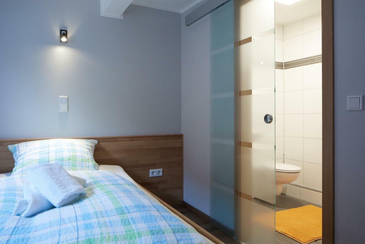 Gasthof Pension Kettler Oberasbach Ngoại thất bức ảnh